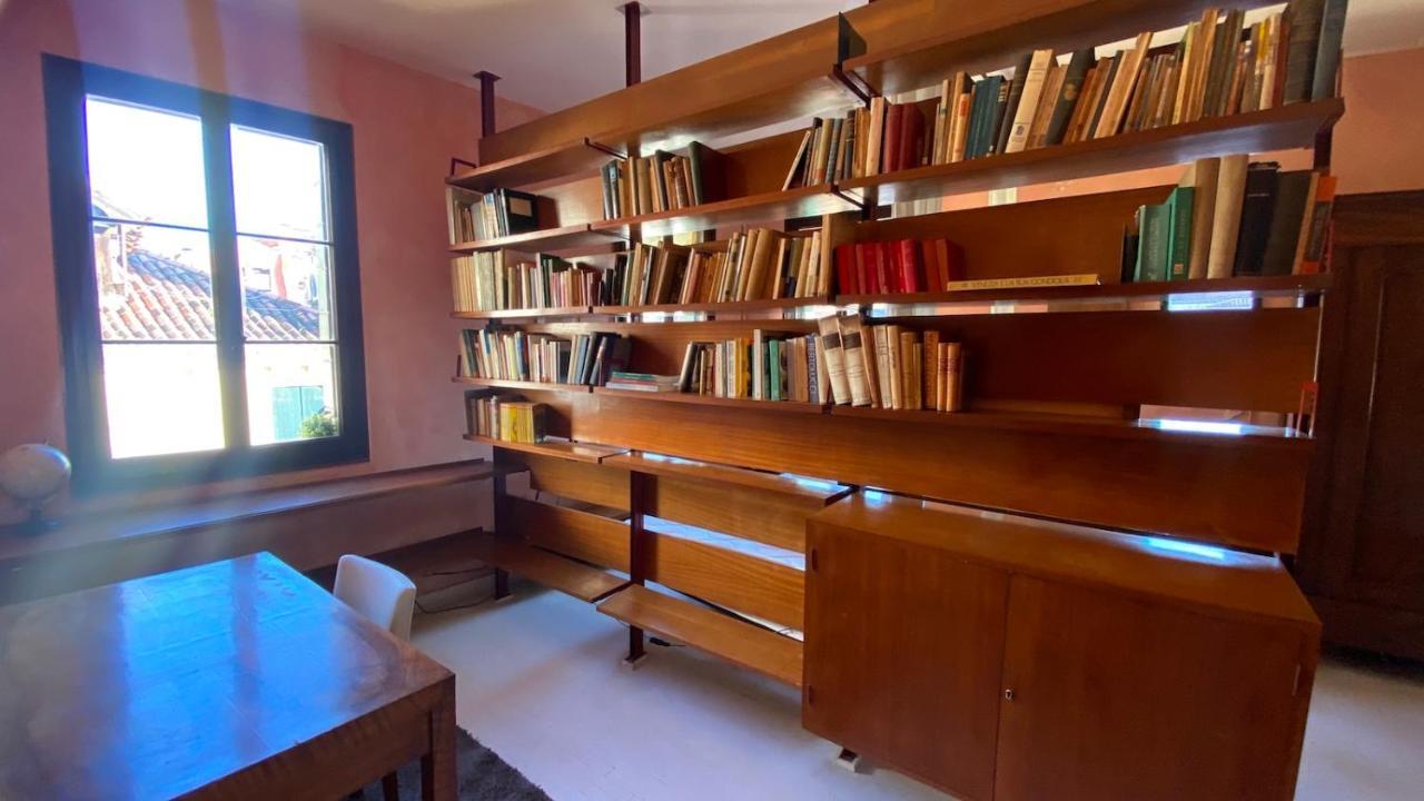 Ca' Romantica - Big Appartment At Accademia เวนิส ภายนอก รูปภาพ
