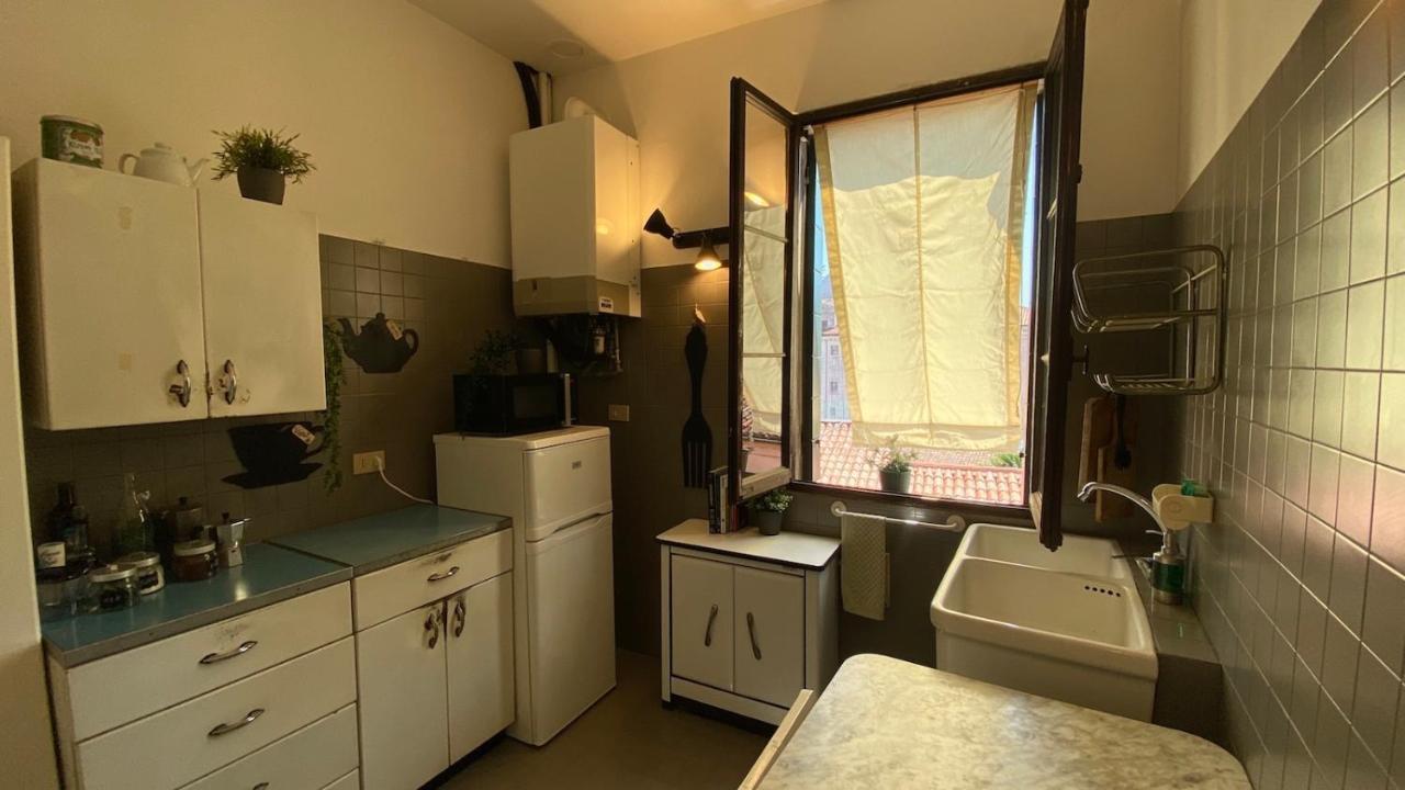 Ca' Romantica - Big Appartment At Accademia เวนิส ภายนอก รูปภาพ