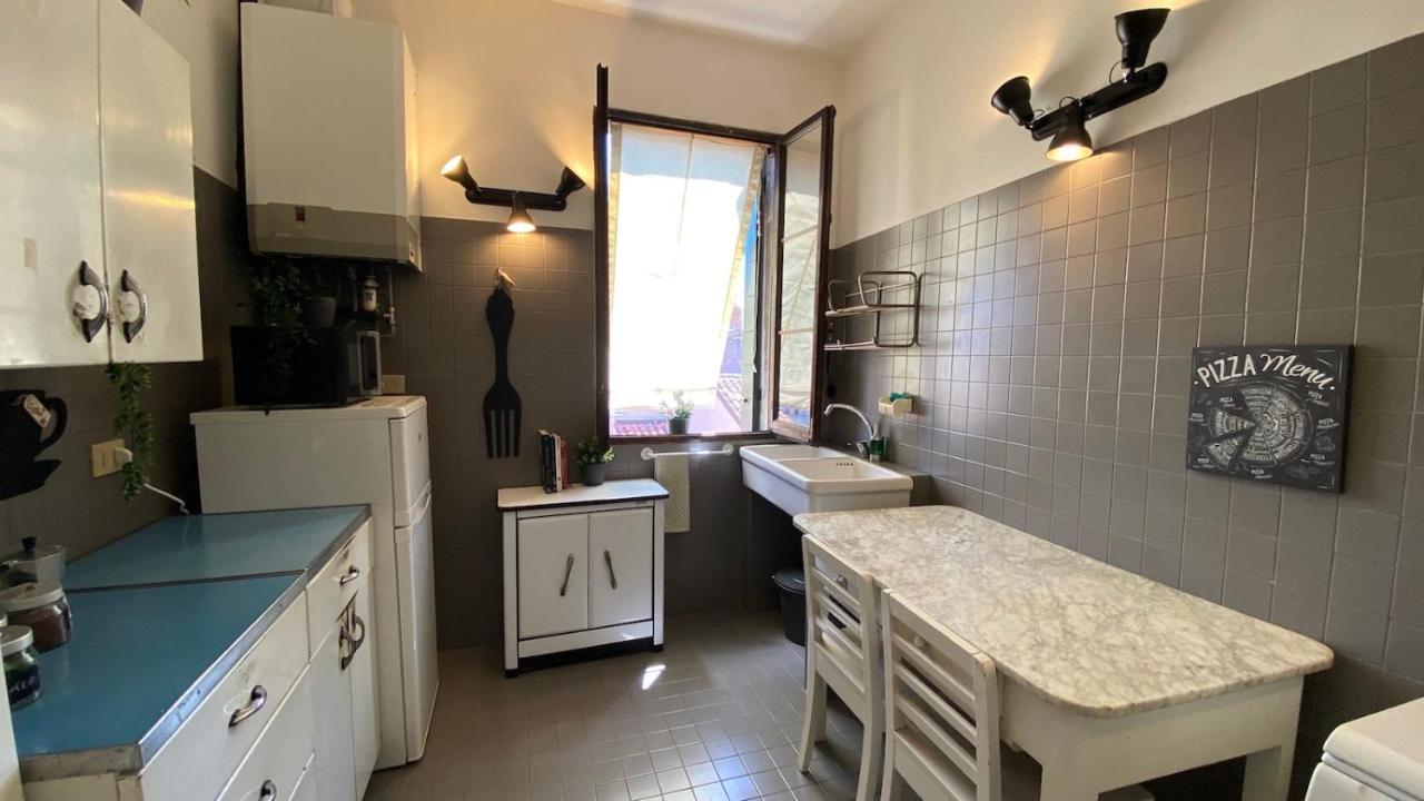 Ca' Romantica - Big Appartment At Accademia เวนิส ภายนอก รูปภาพ