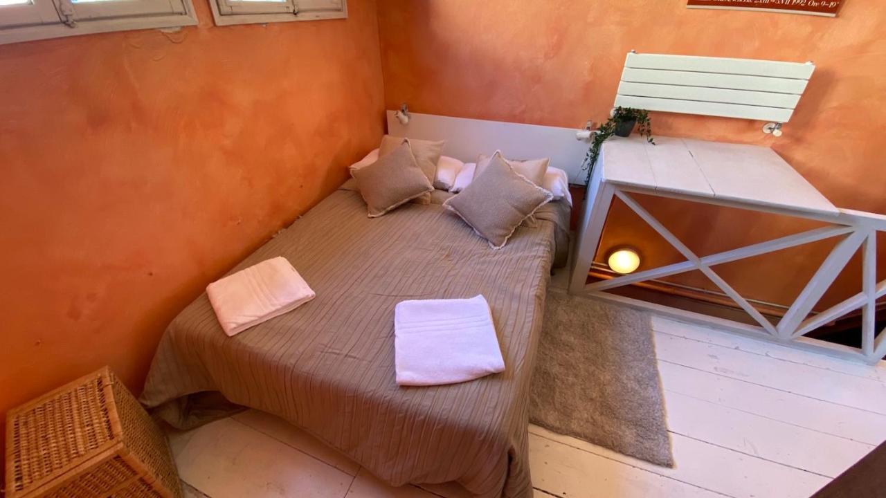 Ca' Romantica - Big Appartment At Accademia เวนิส ภายนอก รูปภาพ