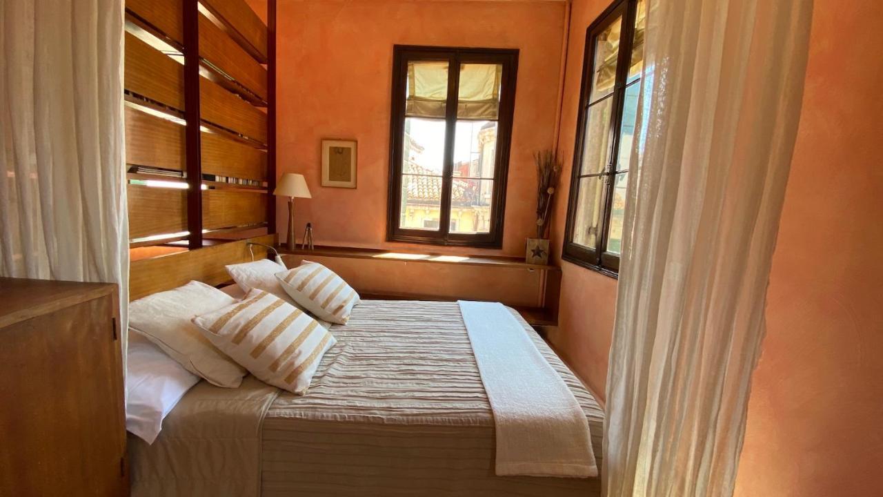 Ca' Romantica - Big Appartment At Accademia เวนิส ภายนอก รูปภาพ