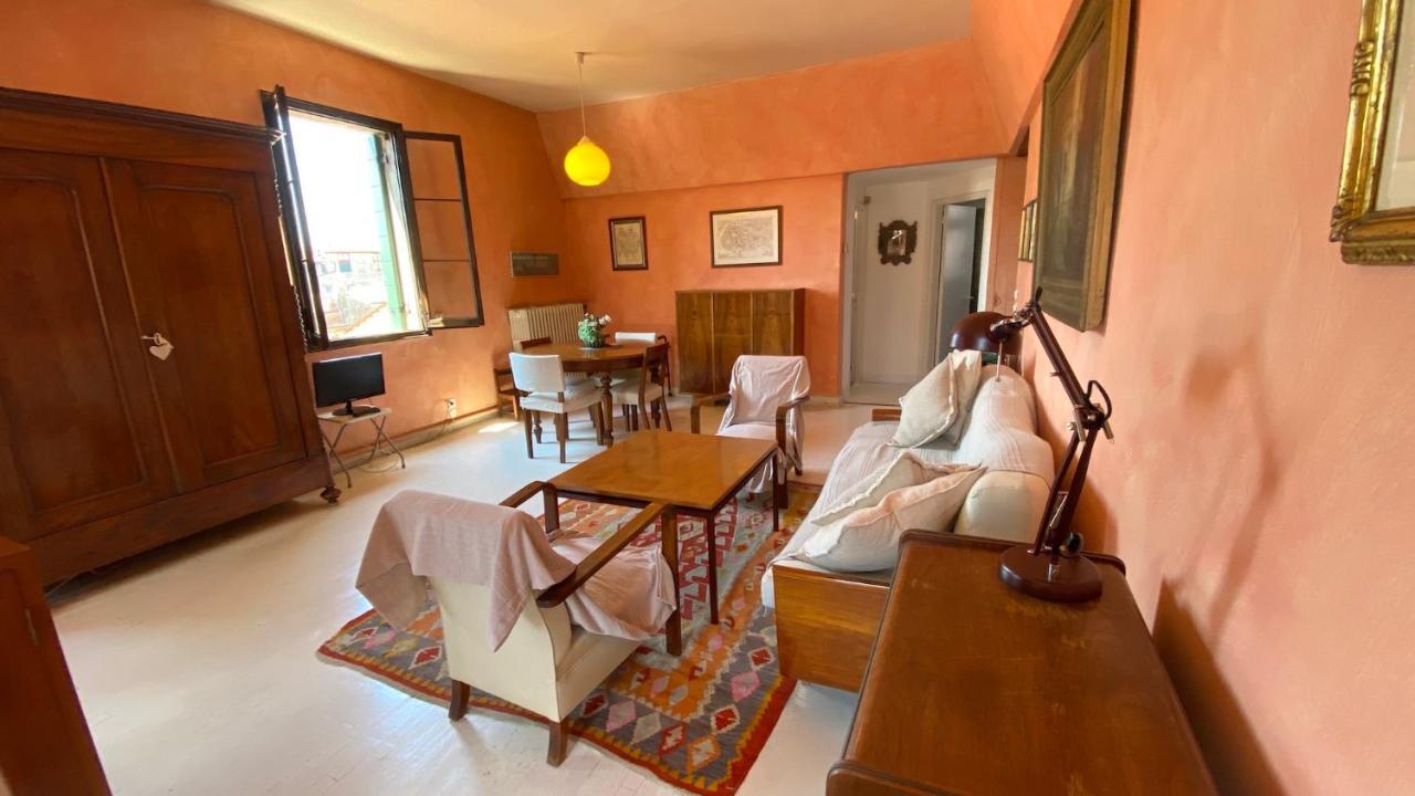 Ca' Romantica - Big Appartment At Accademia เวนิส ภายนอก รูปภาพ